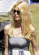 Vacanze in famiglia per la bellissima Claudia Schiffer: foto