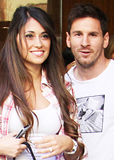 Lionel Messi, acquisti sfrenati con Antonella da D&G a mMilano: le foto
