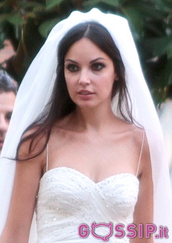 Abiti da sposa dei VIP Bellissima_in_abito_bianco_dal_taglio_semplice_michela_quattrociocche_4578