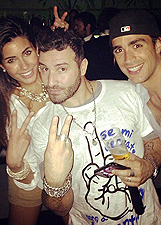 Federica Nargi e Alessandro Matri festeggiano in disco lo scudetto della Juve: foto