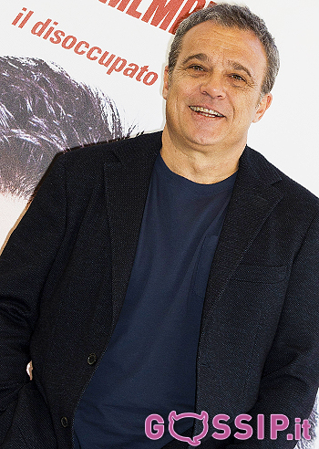 Claudio Amendola e il suo cast ...