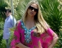 Martina Stella gambe e lato b al top sul set in Versilia: le foto