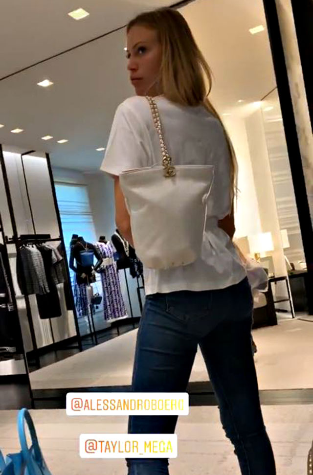 Taylor Mega cerca borse da Chanel