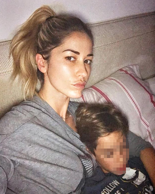 Elena Santarelli con il figlio Giacomo, 10 anni