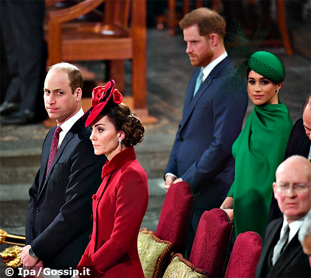 Harry e Meghan, 35 e 38 anni, sono stati completamente ignorati da William e Kate, 37 e 38, durante la cerimonia all'abbazia di Westminster