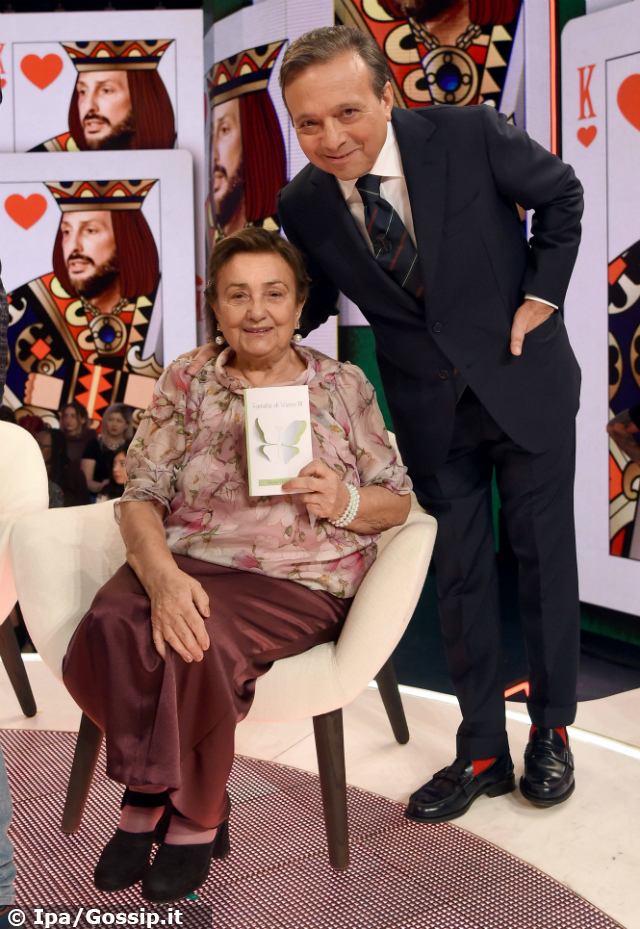Piero Chiambretti, 63 anni, con sua mamma Felicita: sarebbero ricoverati in ospedale a Torino a causa del Coronavirus