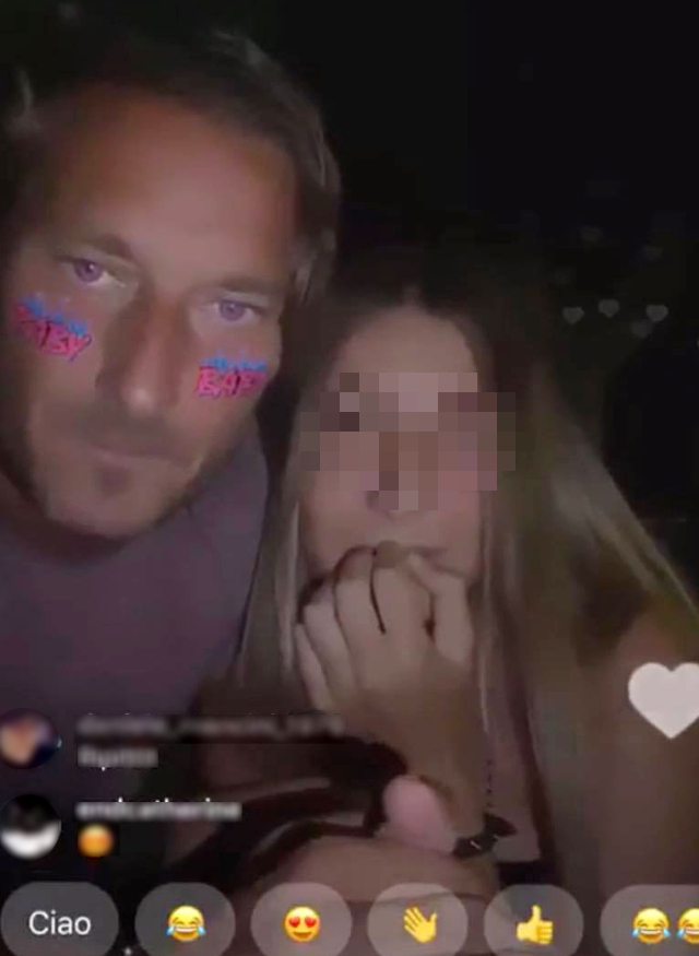 Francesco Totti geloso della figlia Chanel fulmina un fan: ‘Lei è mia’