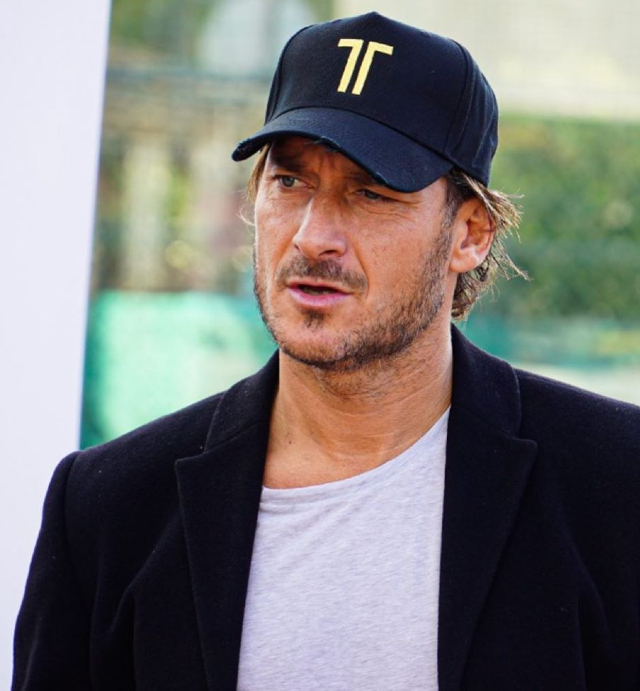 Francesco Totti non si placa dopo la pubblicazione del 'lato B' della figlia: 'Bavosi'