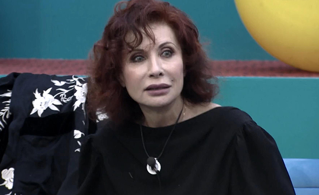 Alda D'Eusanio, 70 anni, è stata espulsa dal GF Vip per aver fatto pesanti illazioni sulla vita familiare di un noto personaggio dello spettacolo