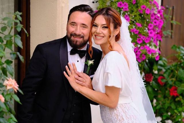 Federico Zampaglione, 53 anni, e Giglia Marra, 39, si sono sposati a Mottola, in Puglia
