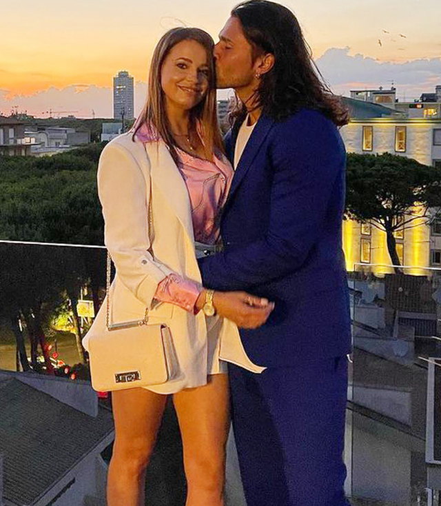 Luca e Ivana, 29 anni, si erano conosciuti nel 2017 nella Casa del 'Grande Fratello Vip', seconda edizione. L'annuncio della fine dell'amore è arrivato ad agosto 2021