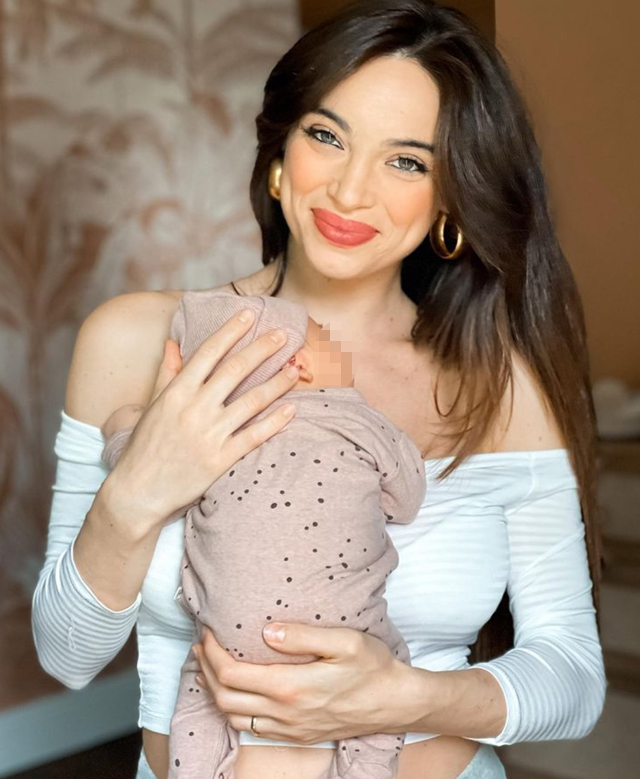 Lorella Boccia, la prima foto social con la figlia: ecco quanti chili ha preso in gravidanza