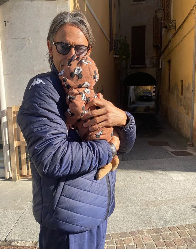 Filippo Inzaghi papà tenerissimo: la prima foto con il figlio