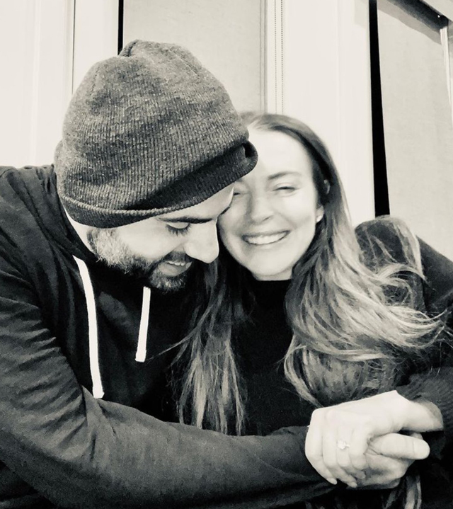 Lindsay Lohan, 35 anni, e Bader Shammas, 34, hanno deciso di sposarsi: l'annuncio social