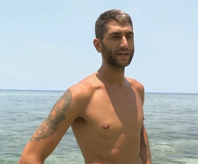 Jeremias Rodriguez all'Isola dei Famosi in un solo mese e mezzo ha perso 15 chili: il confronto