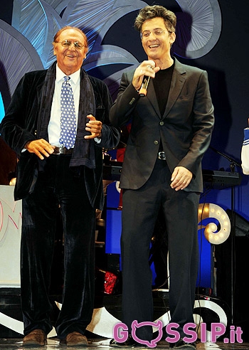 Fiorello insieme alla moglie Susanna Biondo partecipa ai ...