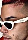 Sfera Ebbasta si tatua sei stelle sul viso per ricordare le vittime dello scorso weekend