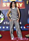 Caterina Balivo, look a righe per la prima romana di 'Toy Story 4'