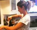 Elisabetta Canalis, a cena pasta zucchine e pomodoro