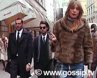 Pietrantonio, shopping col figlioccio