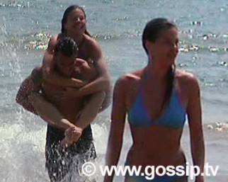 Daniel Ducruet, bagno di coccole con Kelly