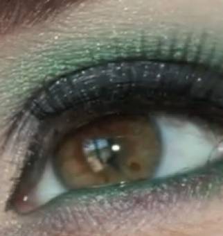 Trucco verde e nero