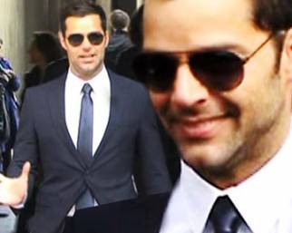 Ricky Martin elegantissimo a Milano