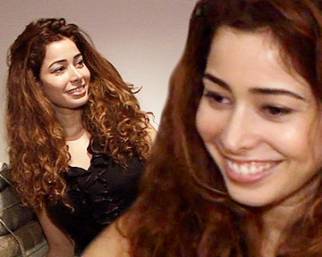 Aurora Cossio, caliente latina