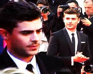 Zac Efron, bagno di folla veneziano