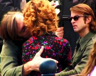 Kim Rossi Stuart e Micaela Ramazzotti, baci appassionati per film