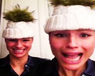 Michelle Hunziker fa la gallina