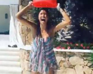 Elisabetta Gregoraci: Ice Bucket Challenge