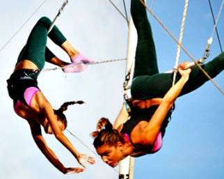 Nina Senicar, trapezio per volteggiare in alto