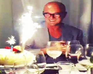 Alfonso Signorini festeggia il compleanno con gli amici