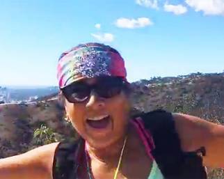 Romina Carrisi, hiking con mamma Romina Power a Los Angeles