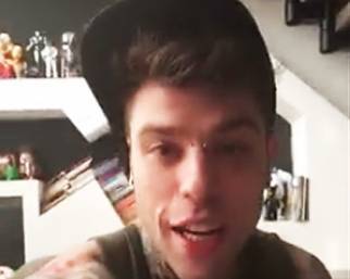 Fedez, niente di rotto per lite con vicino