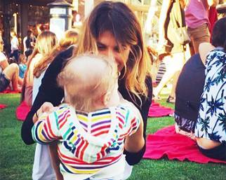 Elisabetta Canalis, Skyler a 6 mesi sta già in piedi