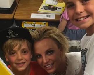 Britney Spears scrive una lettera ai figli: 'Siete i miei capolavori'