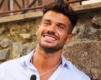 Claudio Sona, il primo tronista gay di 'Uomini e Donne'