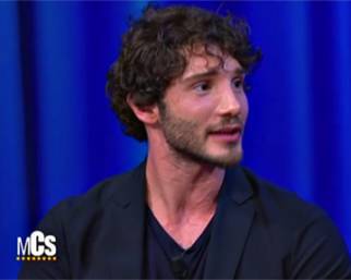Stefano De Martino parla di Belen da Costanzo