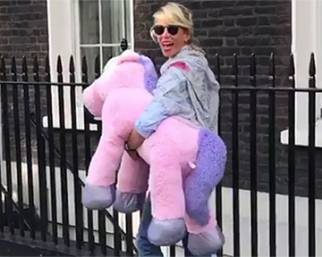 Alessia Marcuzzi: 'A Londra non faccio effetto'