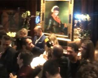 Fedez bacia il pancino della Ferragni