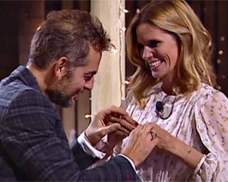 Daniele Bossari, proposta di nozze in diretta per Filippa