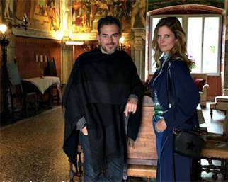 Daniele Bossari e Filippa Lagerback scelgono il vino per le nozze