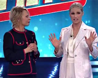 Maria De Filippi show dalla Hunziker