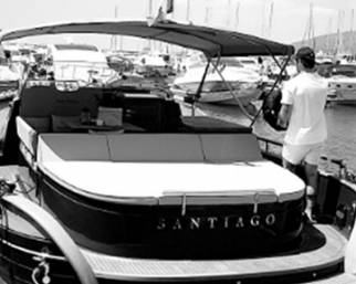 Belen e Stefano: la barca extra lusso di De Martino