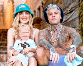 Ferragnez in vacanza nel castello da 29mila euro a settimana