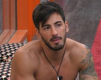 Ivan Gonzalez e l'infanzia traumatica