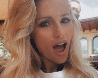 Michelle Hunziker a pranzo fuori dopo mesi