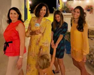 Caterina Balivo riabbraccia le sorelle dopo 6 mesi